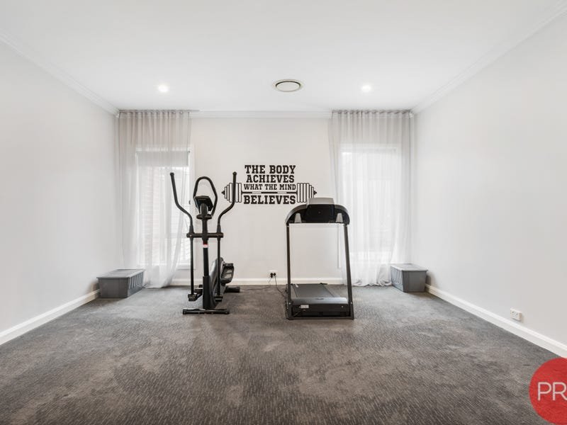 6 Ashmore Close ASHTONFIELD 18