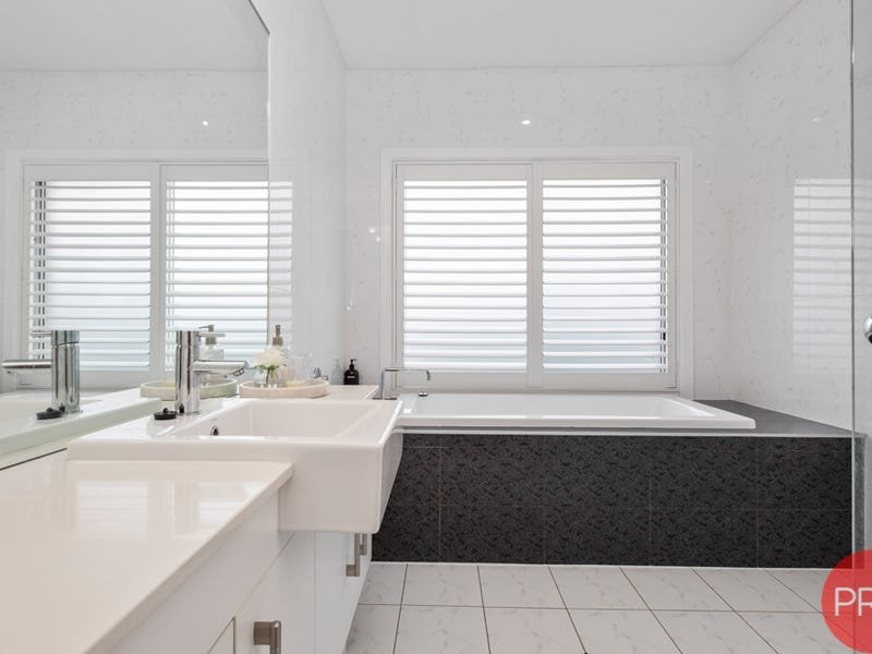 6 Ashmore Close ASHTONFIELD 19