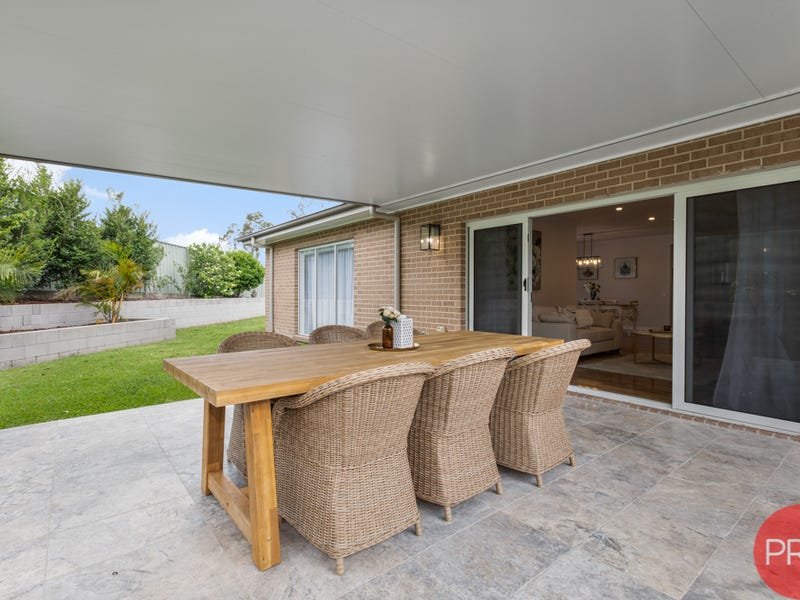 6 Ashmore Close ASHTONFIELD 24