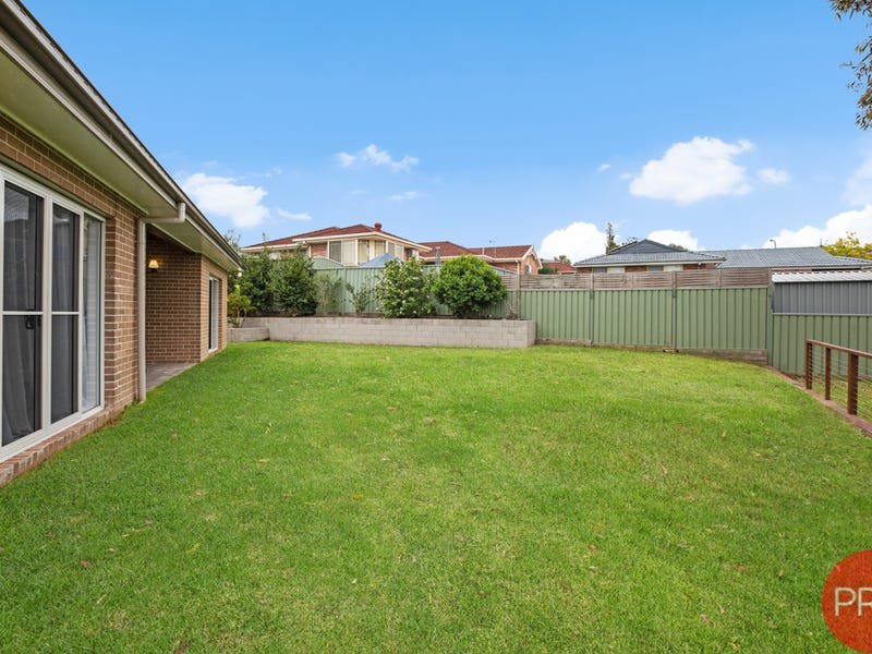 6 Ashmore Close ASHTONFIELD 30