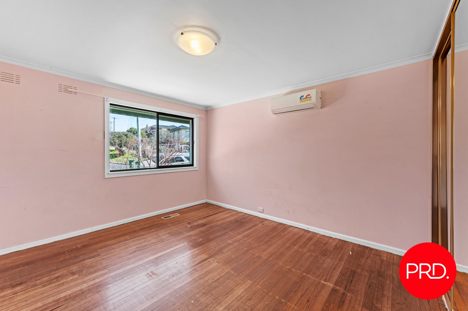 6 Atholbar Way KARABAR 11