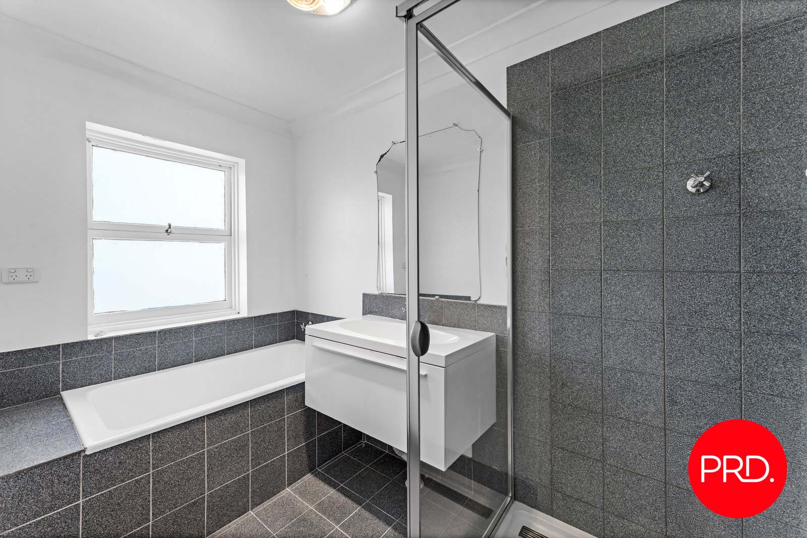6 Atholbar Way KARABAR 13