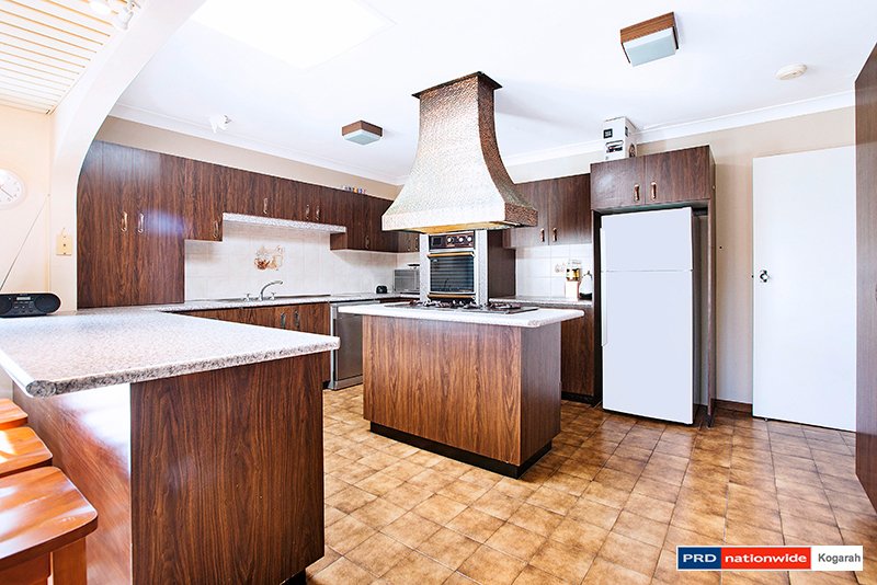 6 Augusta Street CASULA 2