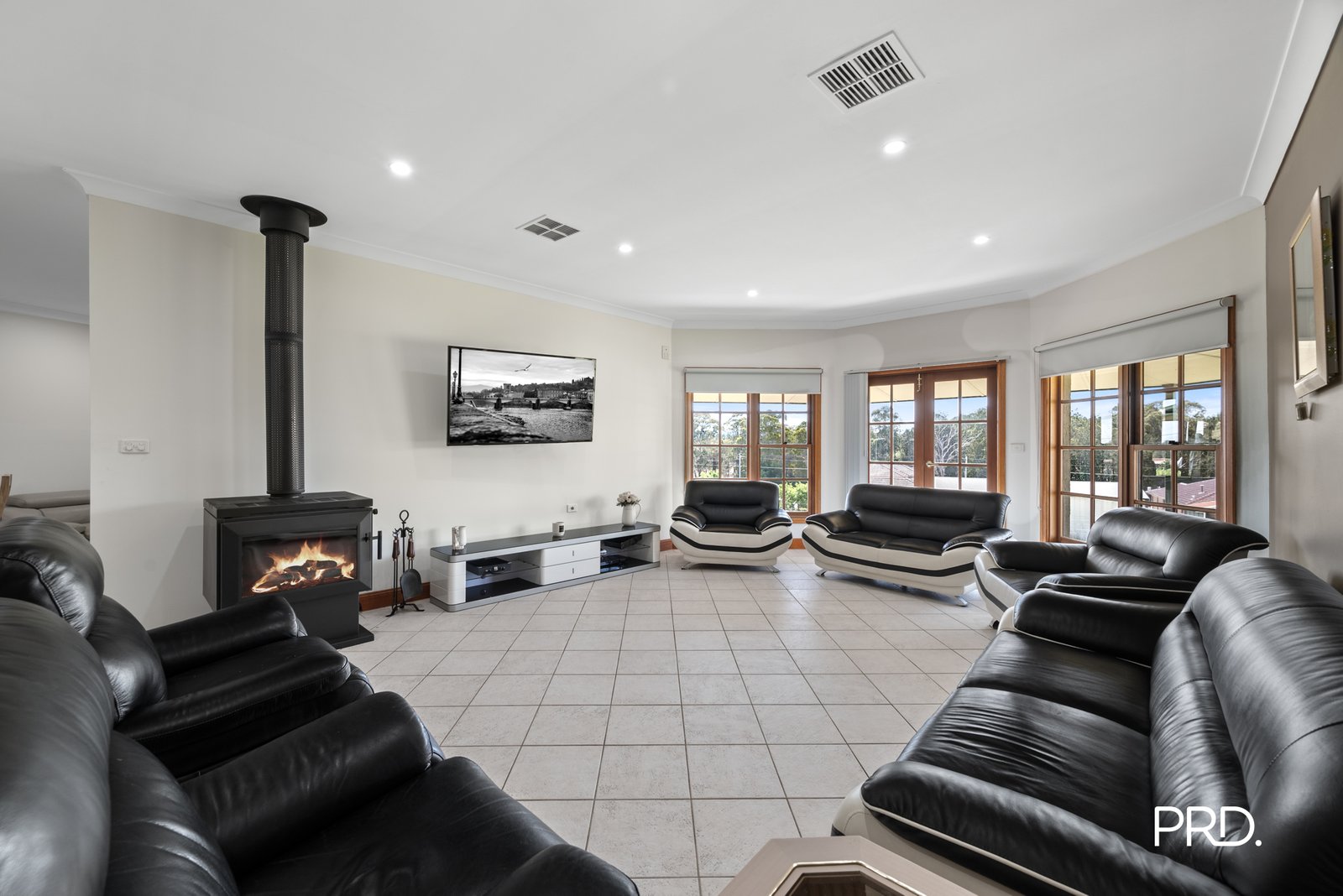 6 Austin Place ORCHARD HILLS 3