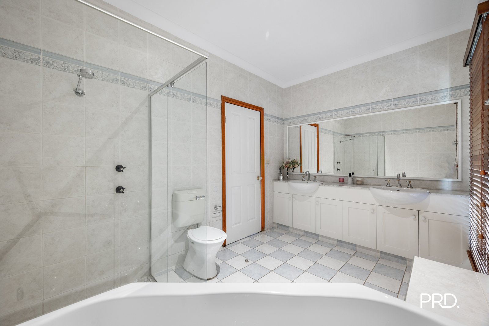 6 Austin Place ORCHARD HILLS 12