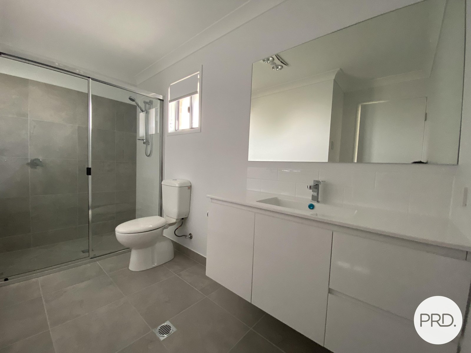 6 AVOCET Road KIRKWOOD 5