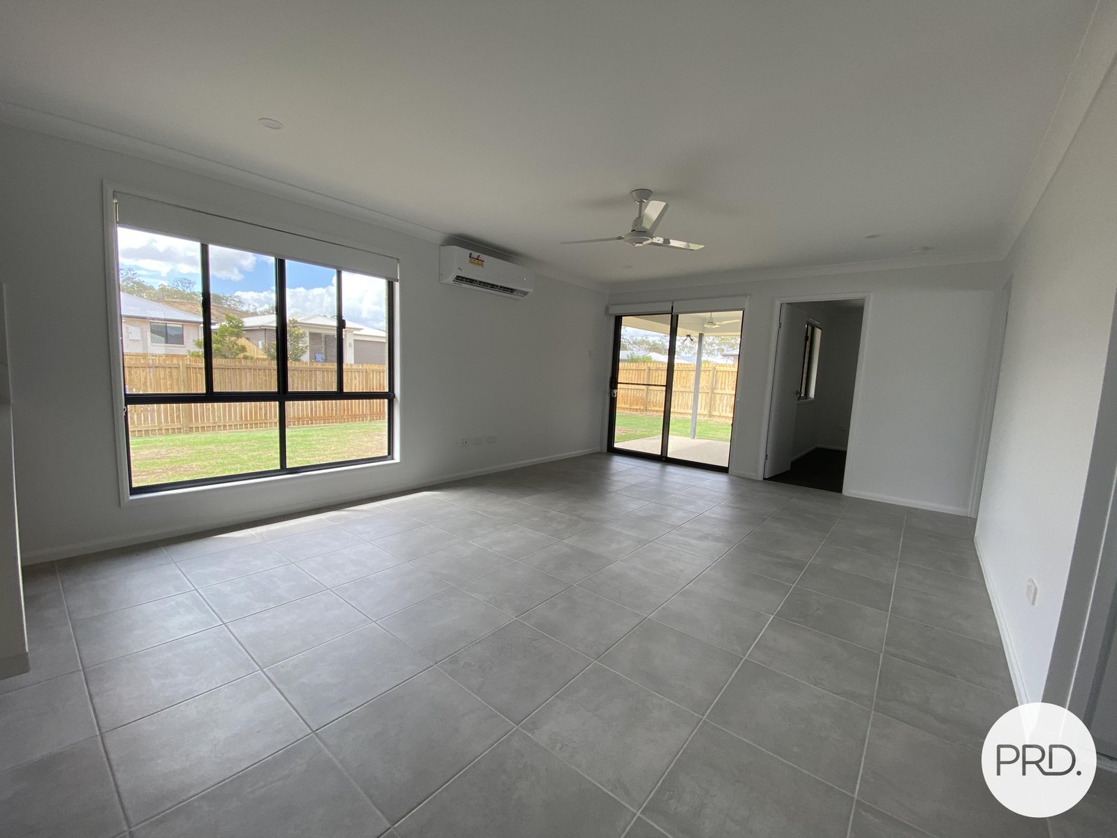 6 AVOCET Road KIRKWOOD 6