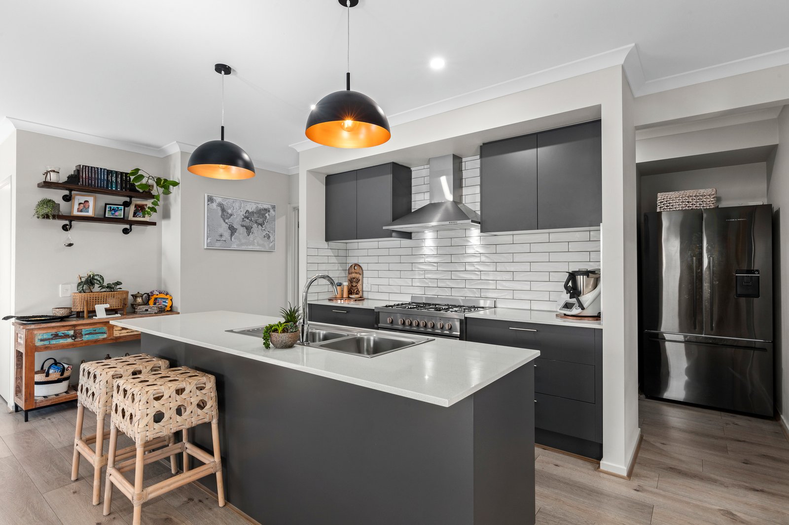 Gallery: 6 Bahloo Avenue
