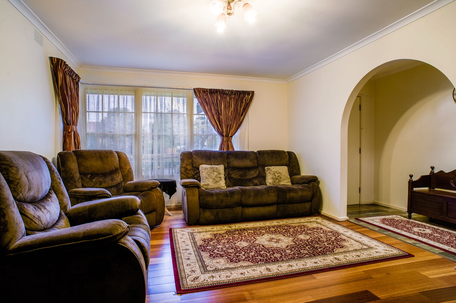 Gallery: 6 Bambra Court