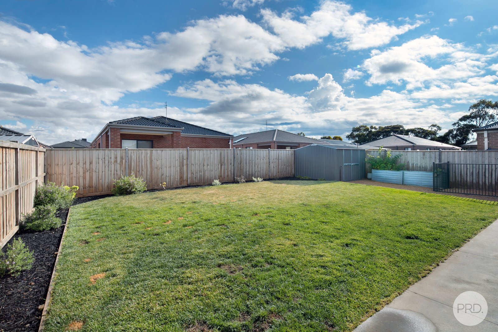 6 Banff Road WINTER VALLEY 17