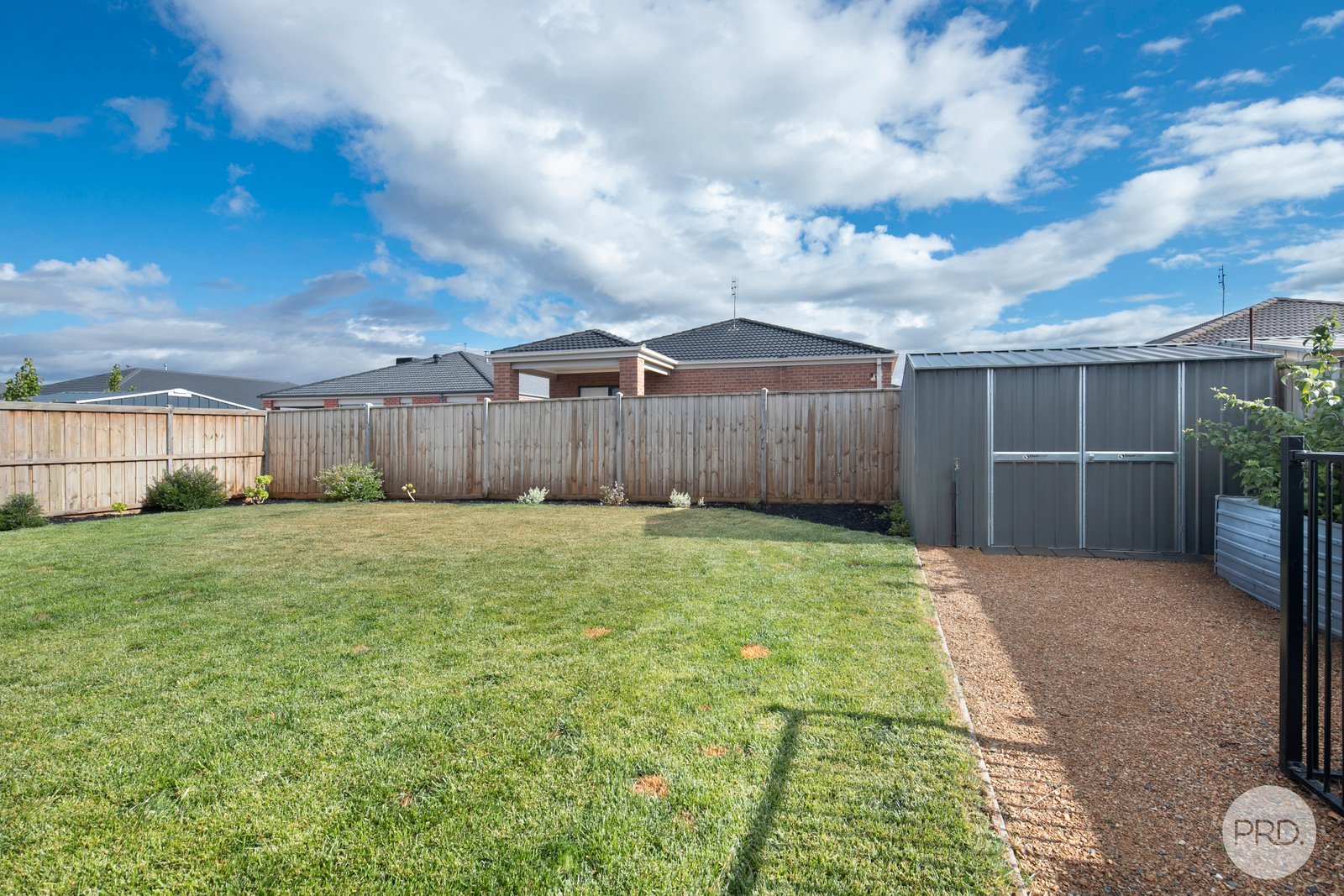 6 Banff Road WINTER VALLEY 18