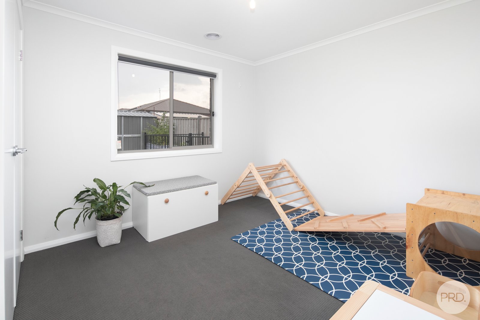 6 Banff Road WINTER VALLEY 11