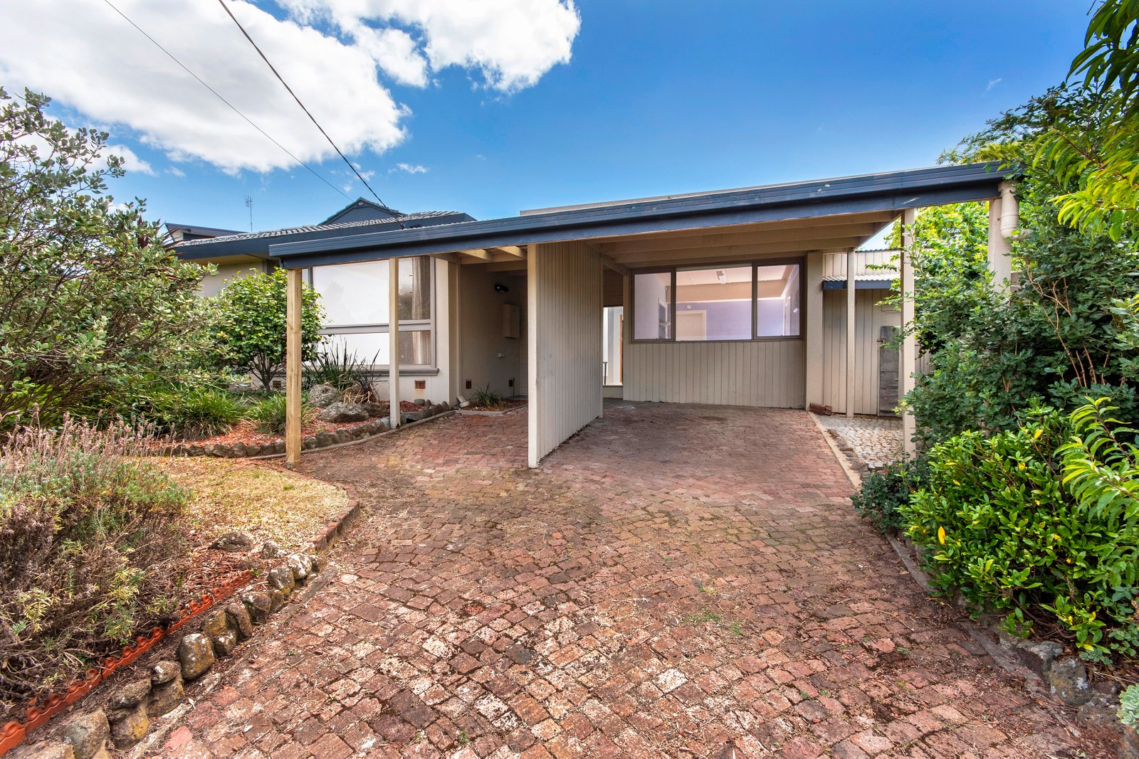 Gallery: 6 Barimba Court