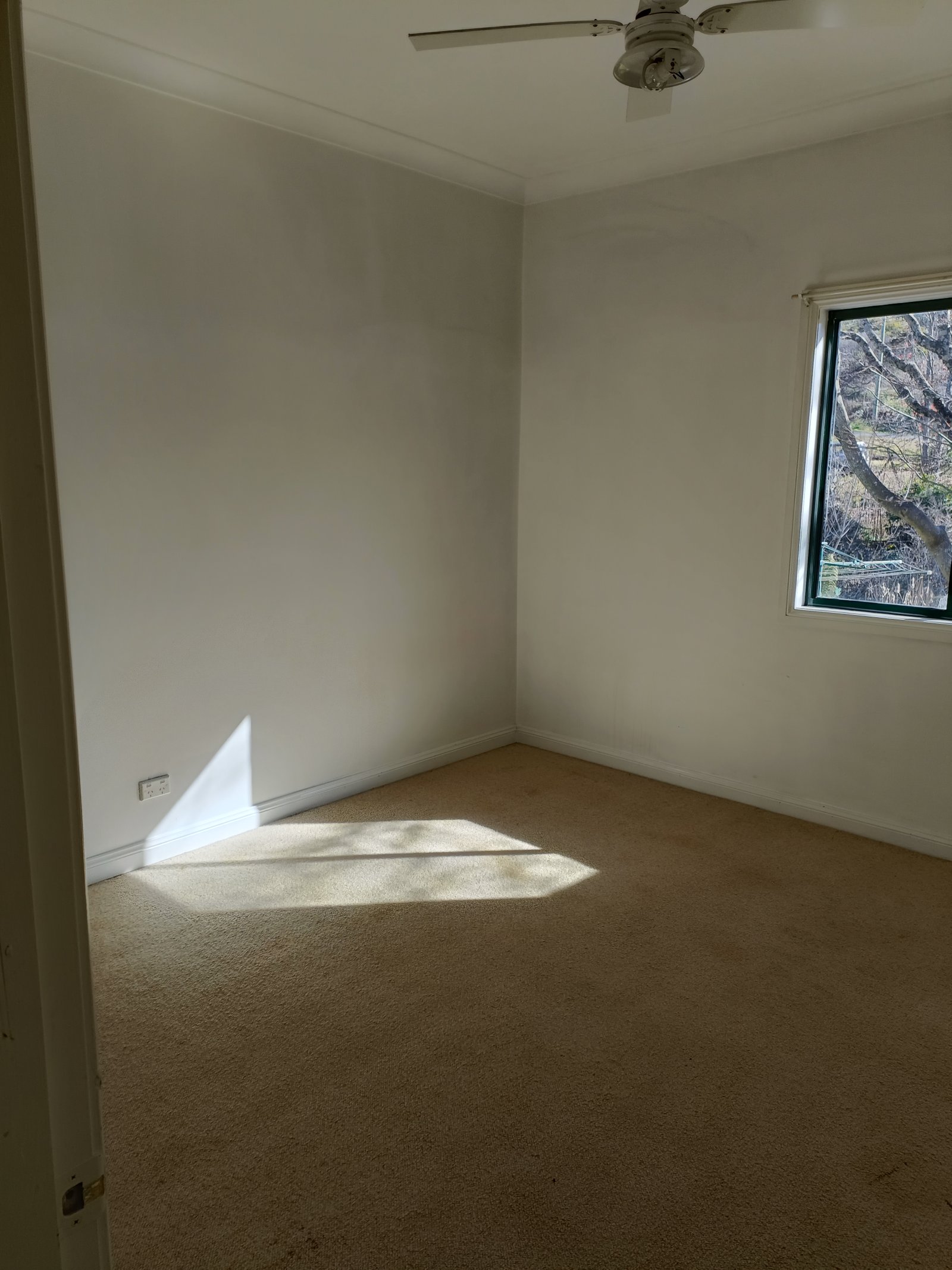 6 Batlow Avenue BATLOW 7