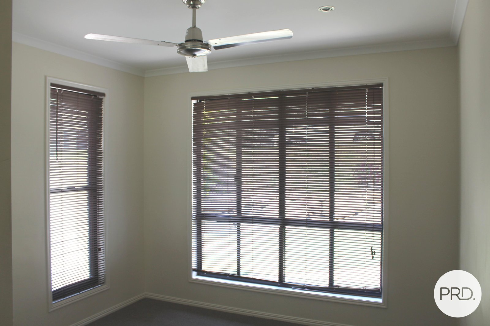 6 Bauhinia Street BOYNE ISLAND 12