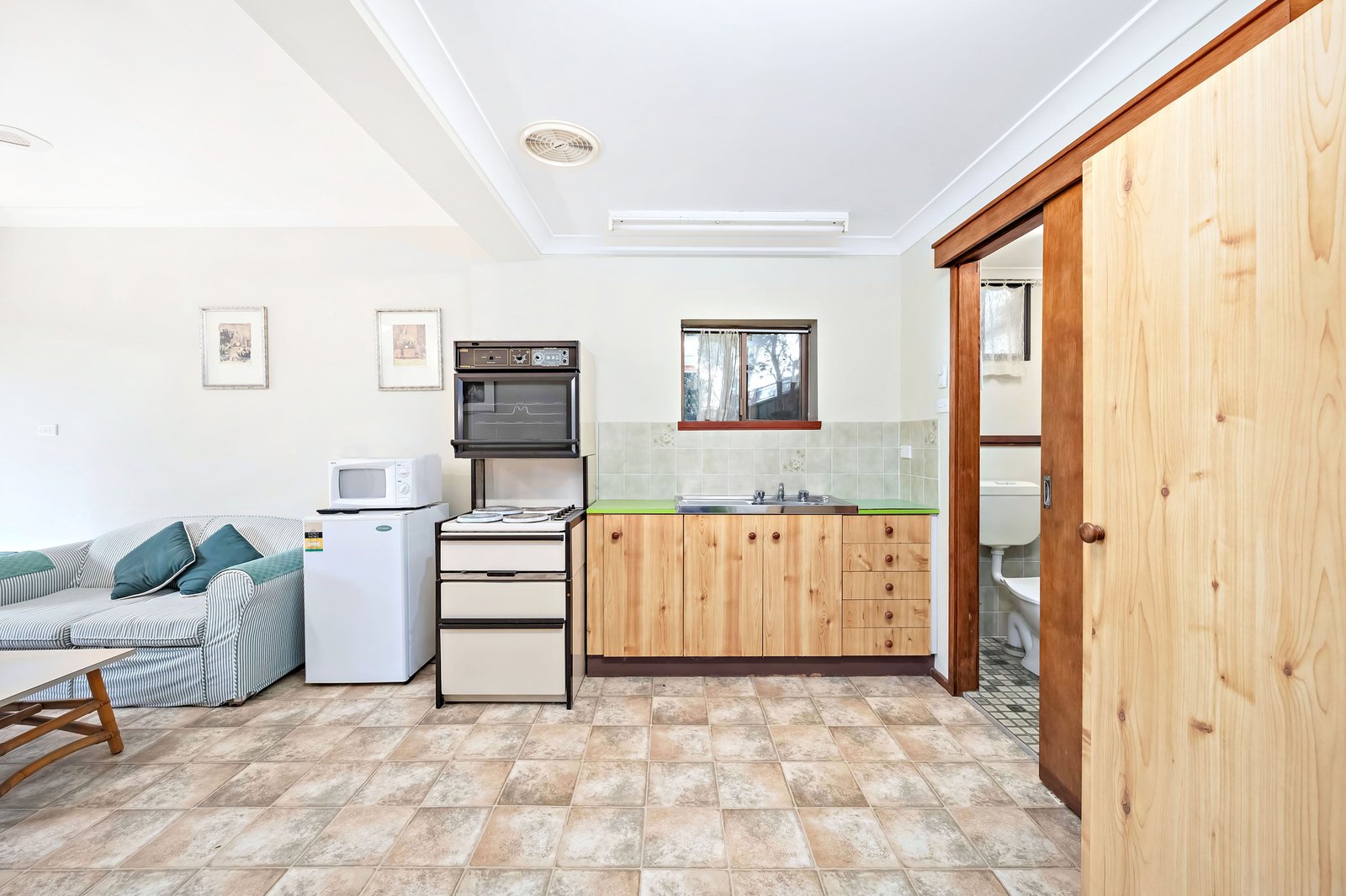 6 Bayview Street NELSON BAY 19