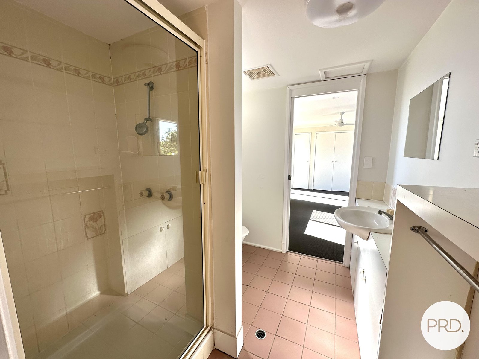 6 Beale Street WEST GLADSTONE 19