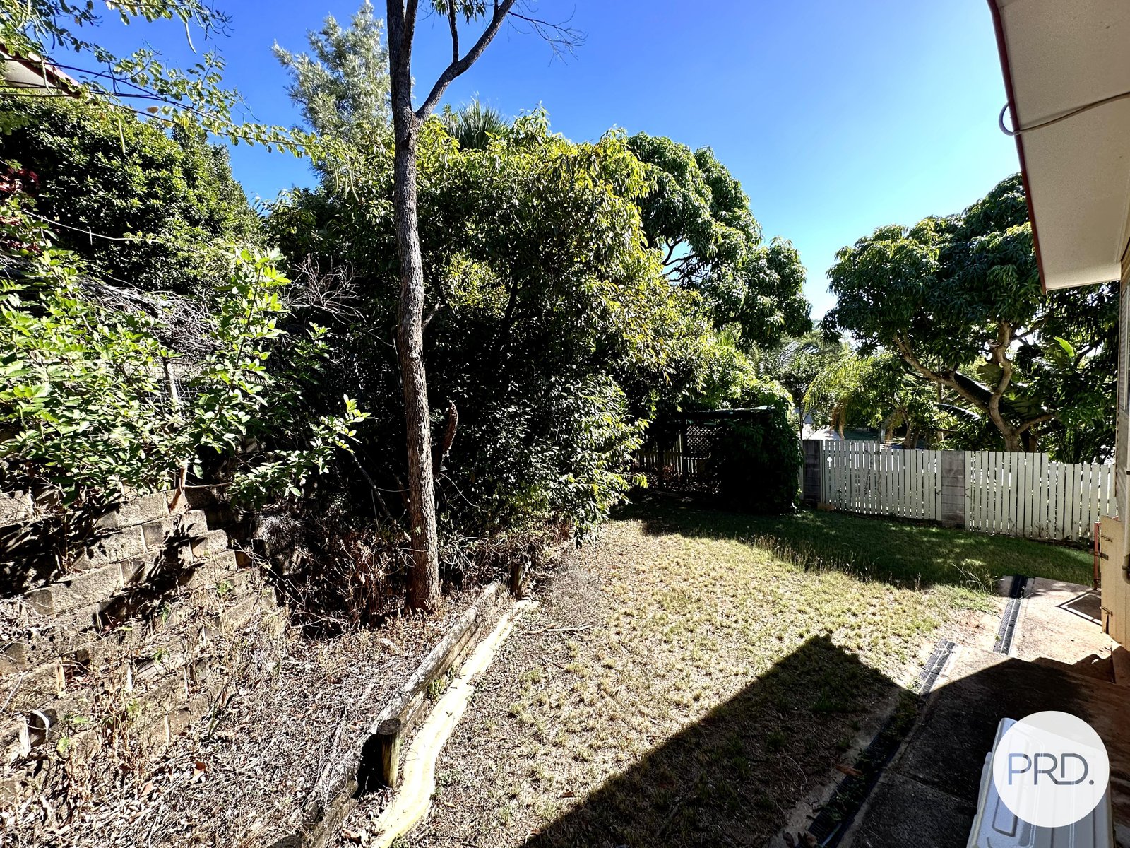 6 Beale Street WEST GLADSTONE 25