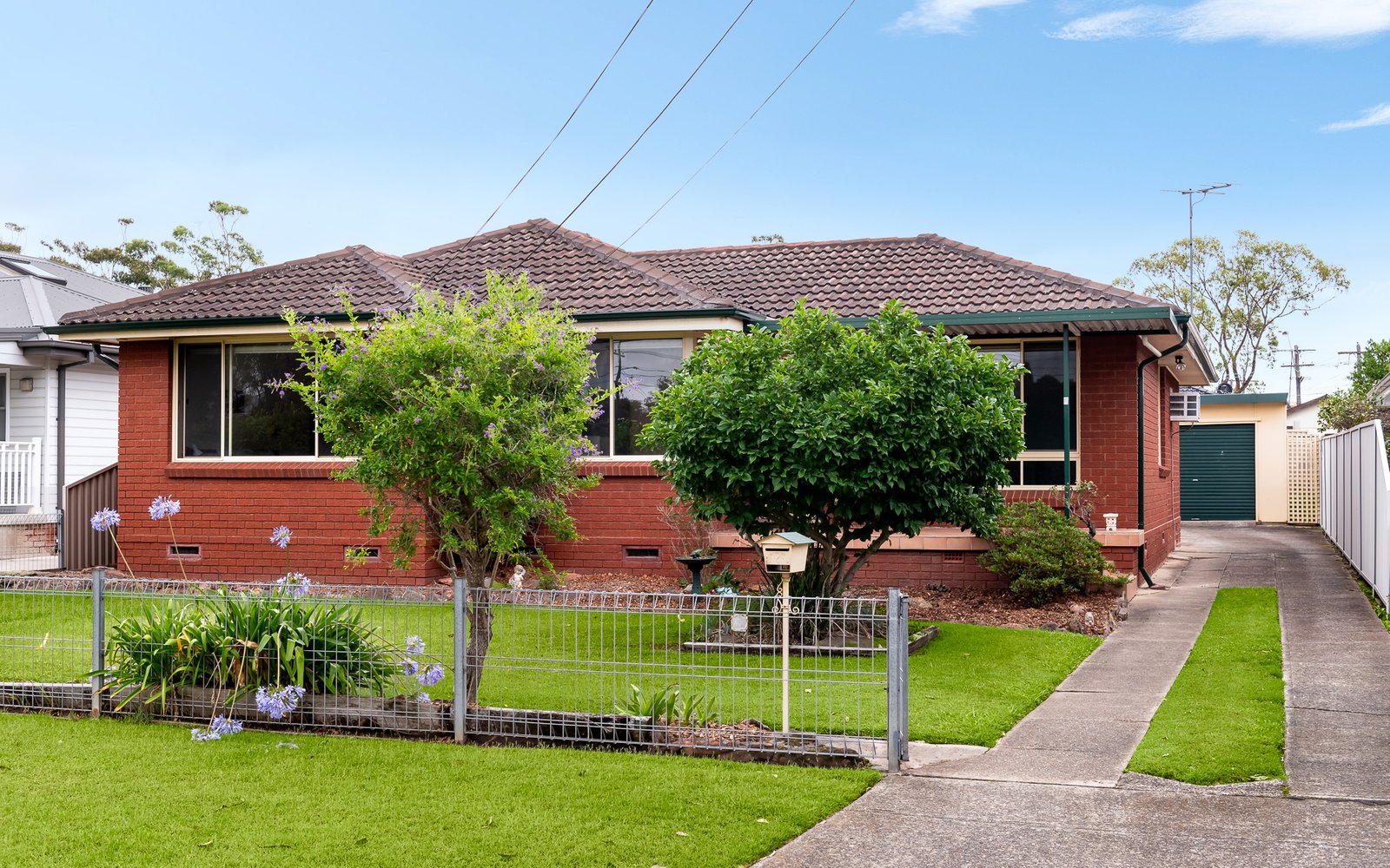 6 Beatham Place MILPERRA 1