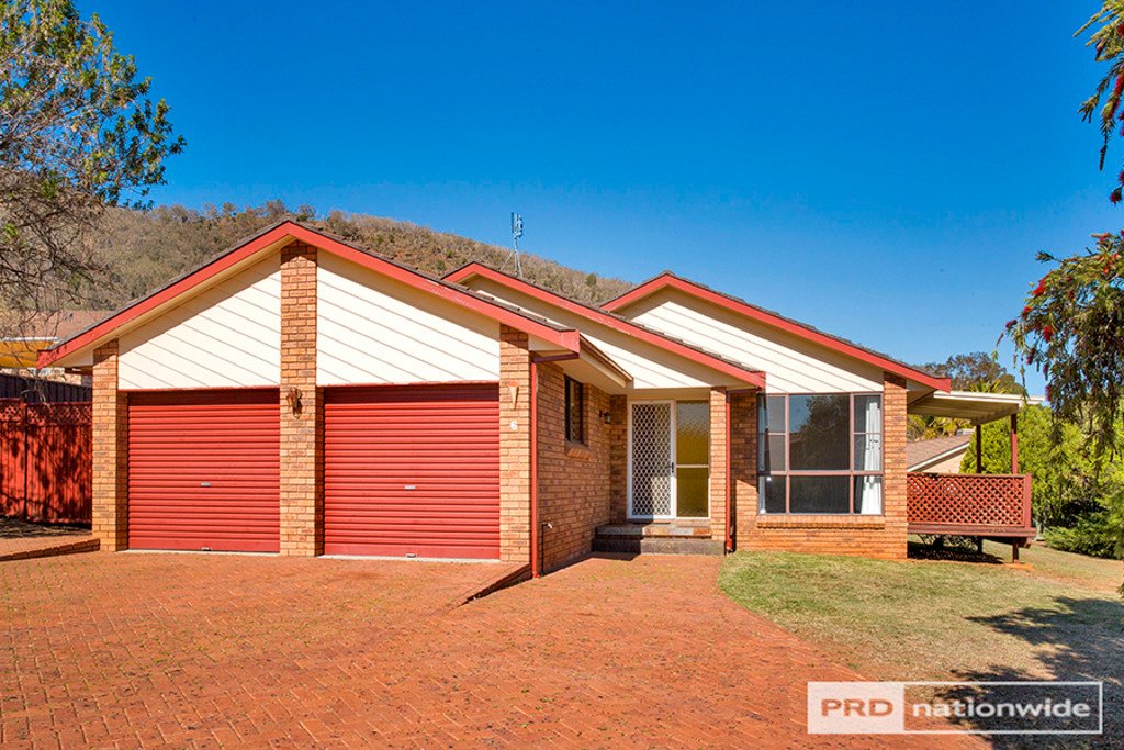 6 Beattie Boulevard TAMWORTH 1