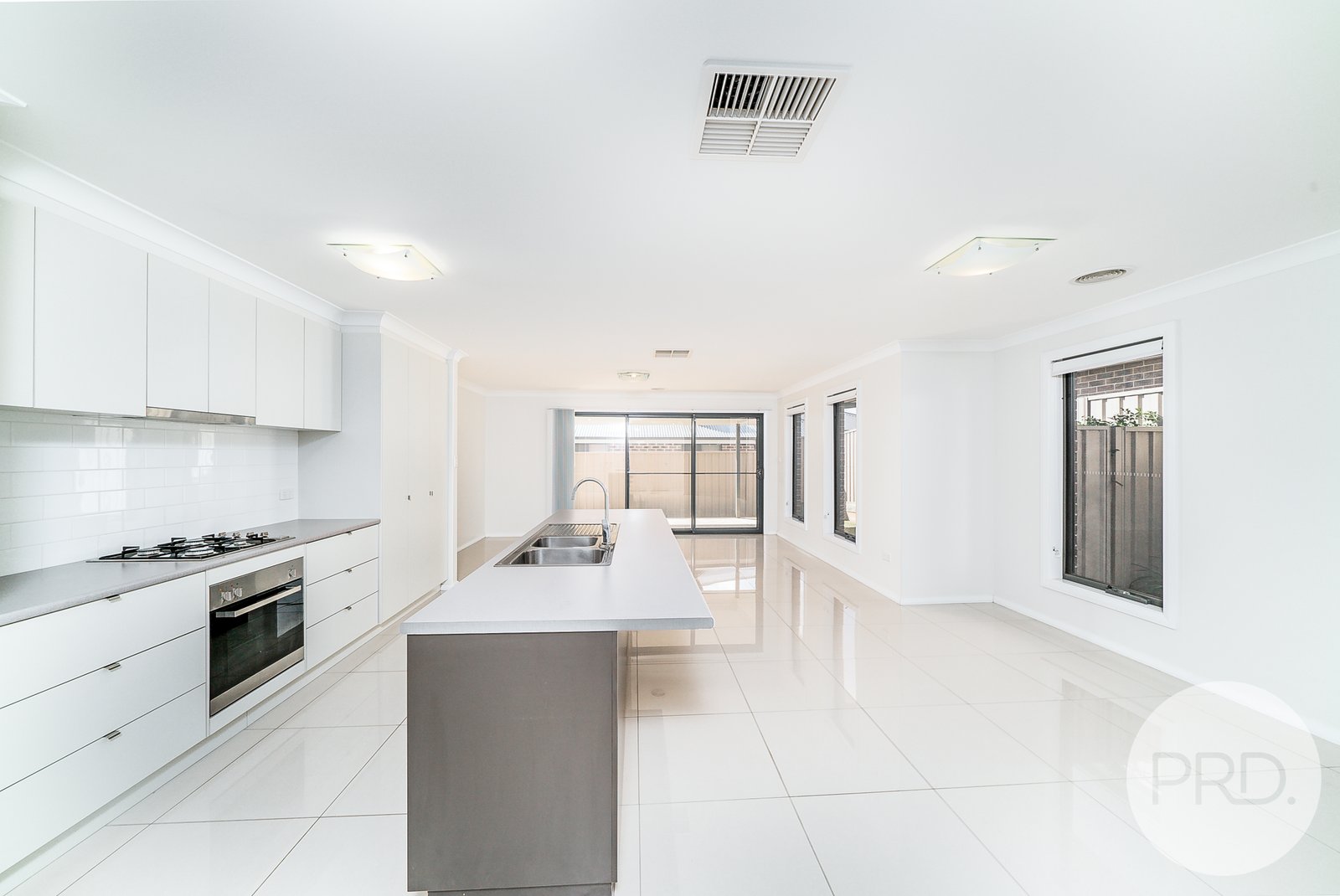 6 Beaurepaire Street BOOROOMA 5