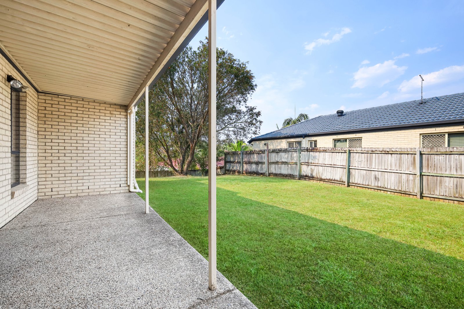 6 Bedivere Drive ORMEAU 12