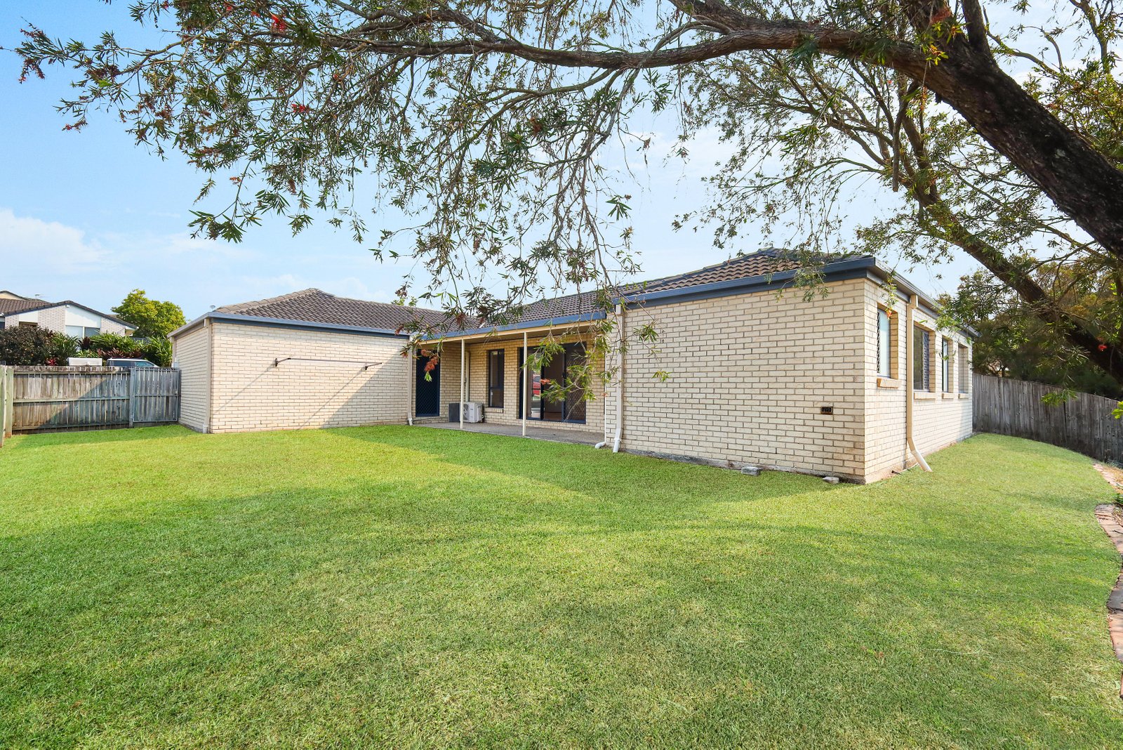 6 Bedivere Drive ORMEAU 13