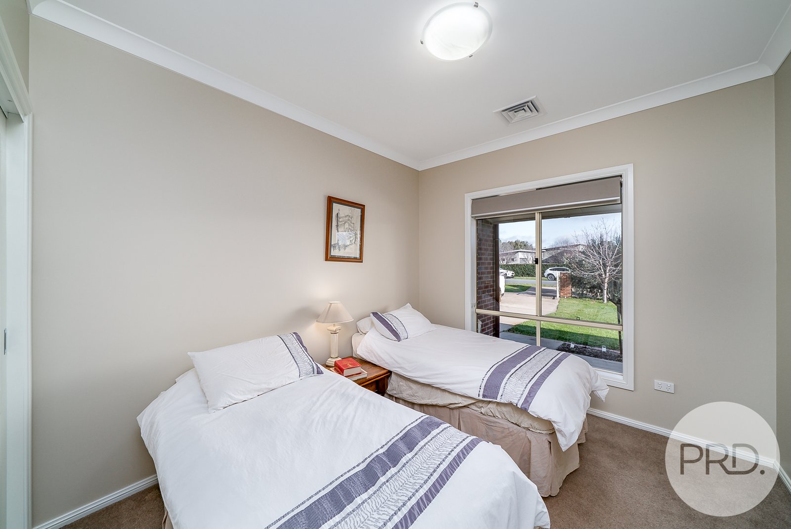 6 Bell Gum Place LAKE ALBERT 11