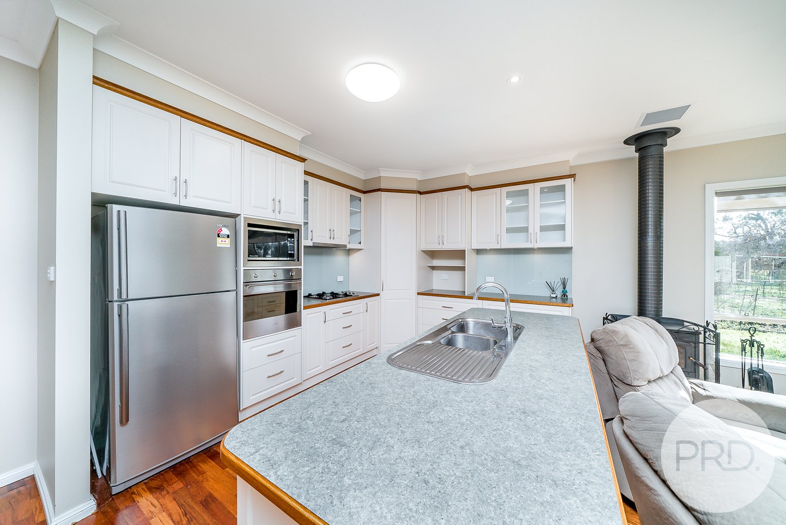 6 Bell Gum Place LAKE ALBERT 14