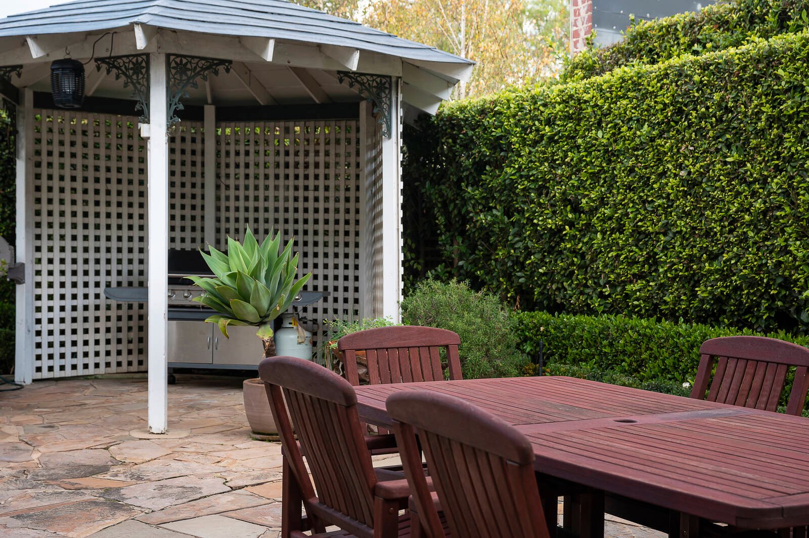 Real Estate and Property in 6 Bellaire Court, Toorak, VIC