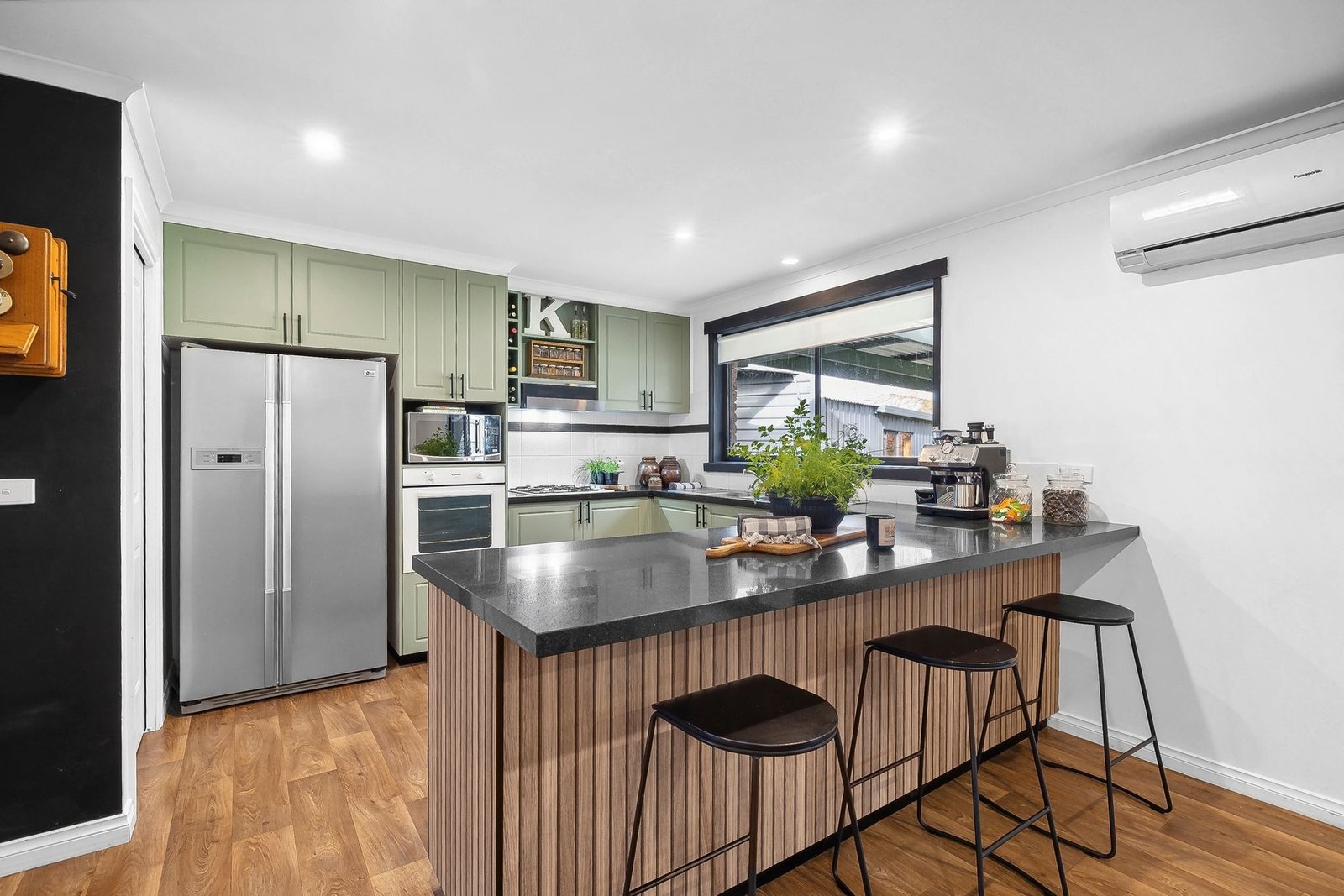 Gallery: 6 Benson Close