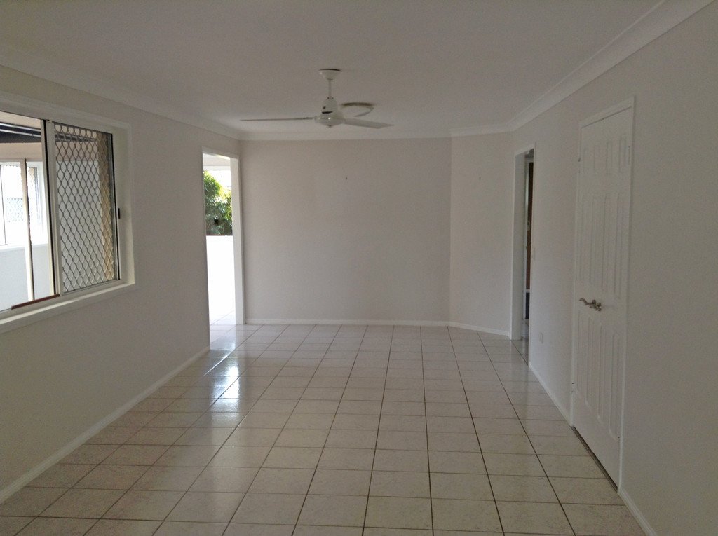 6 Bergamont Street ELANORA 8