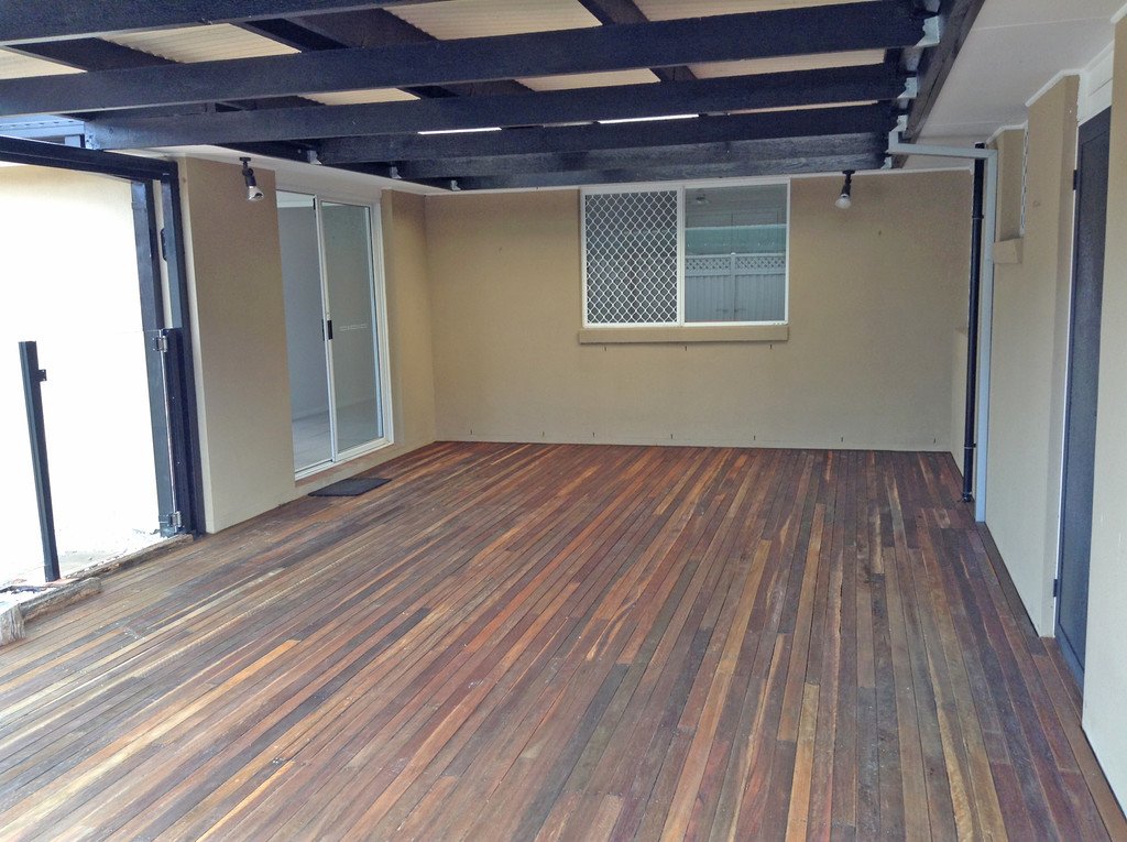 6 Bergamont Street ELANORA 10