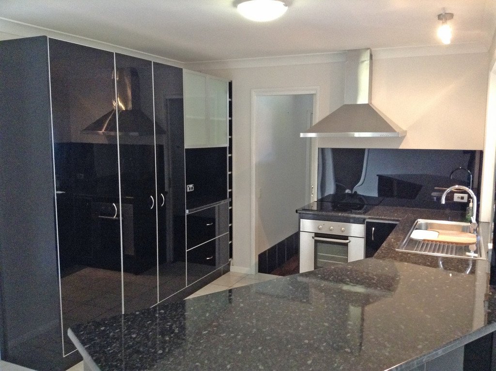 6 Bergamont Street ELANORA 10