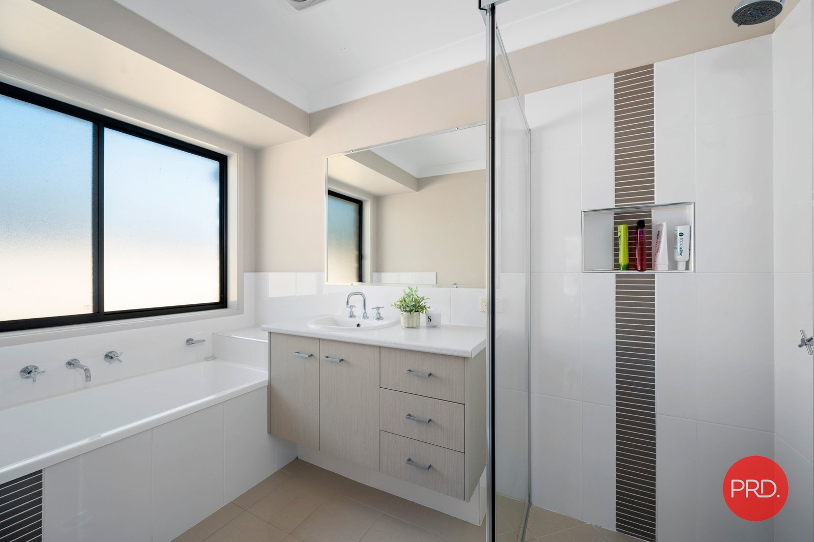 6 Berkeley Drive BONVILLE 17