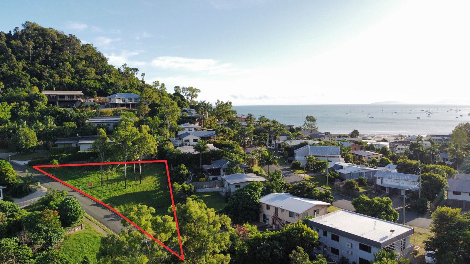 6 Beth Court CANNONVALE 1