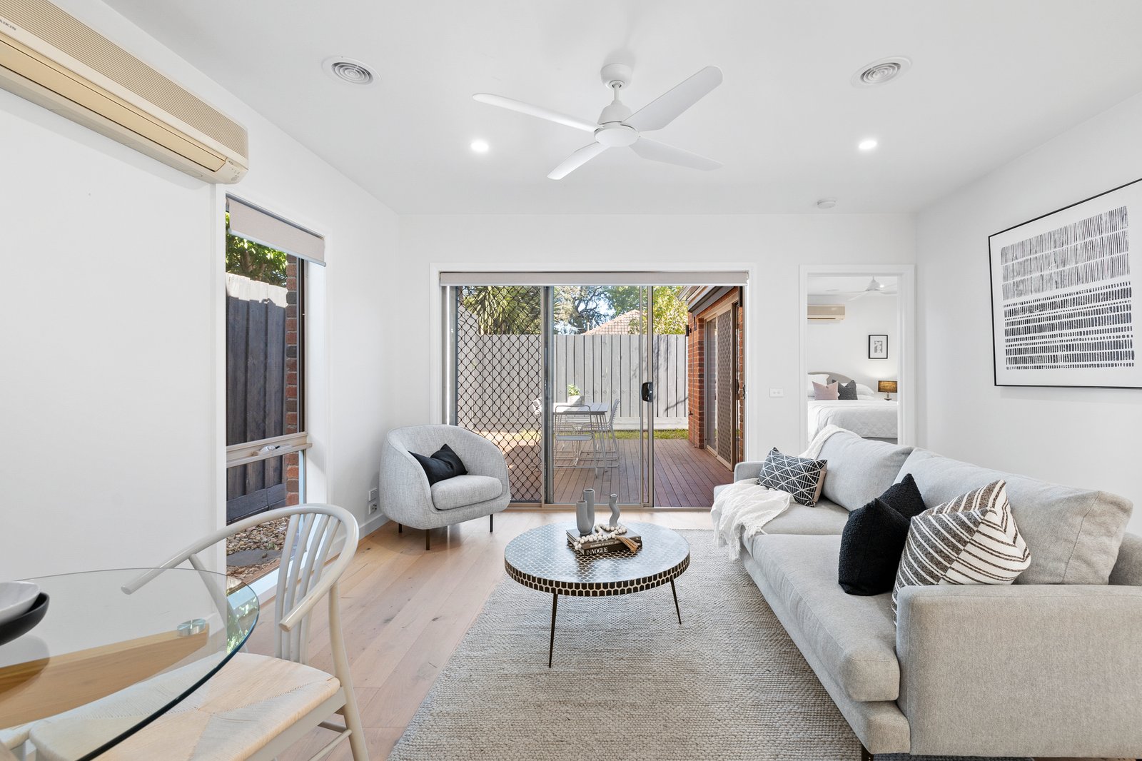 Gallery: 6 Biarritz Avenue