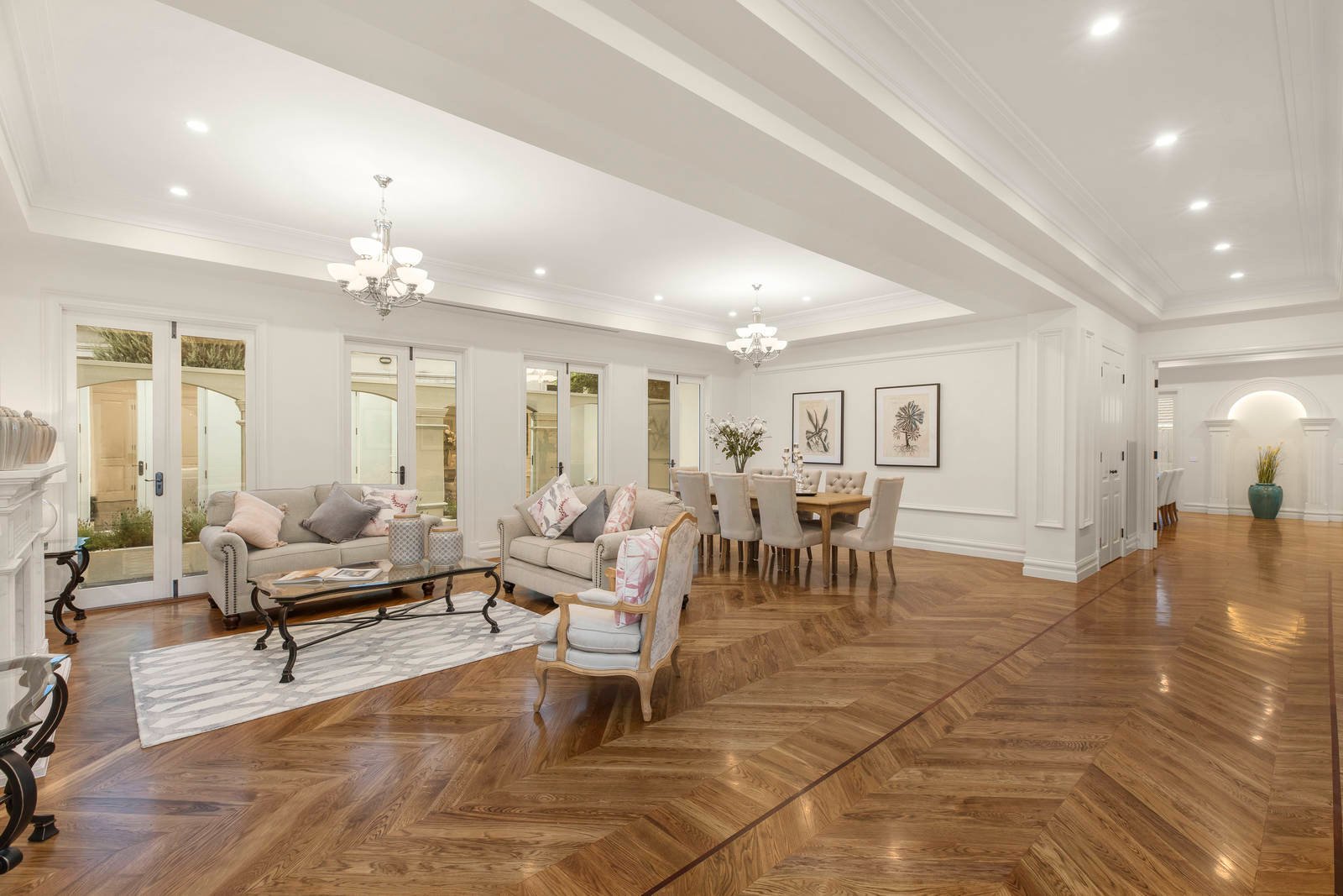 Real Estate and Property in 6 Birtles Court, Balwyn, VIC