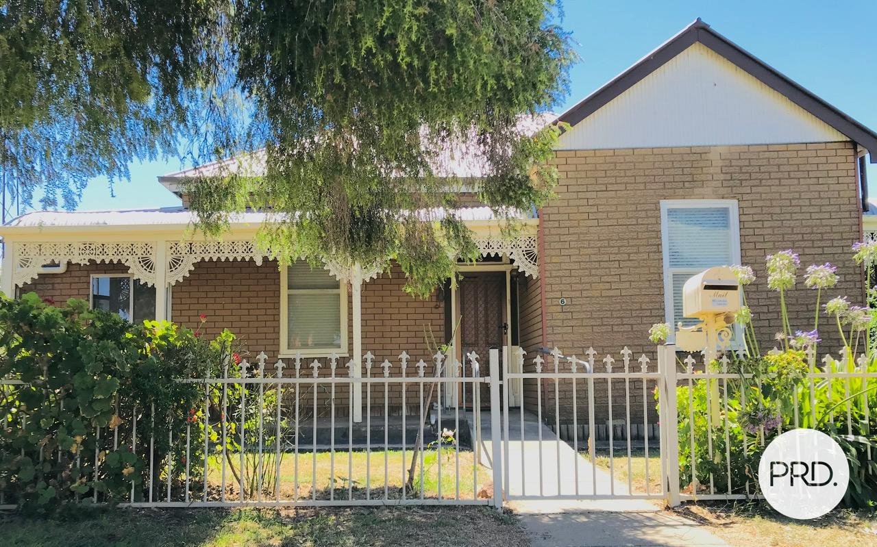 6 Black Street CULCAIRN 1