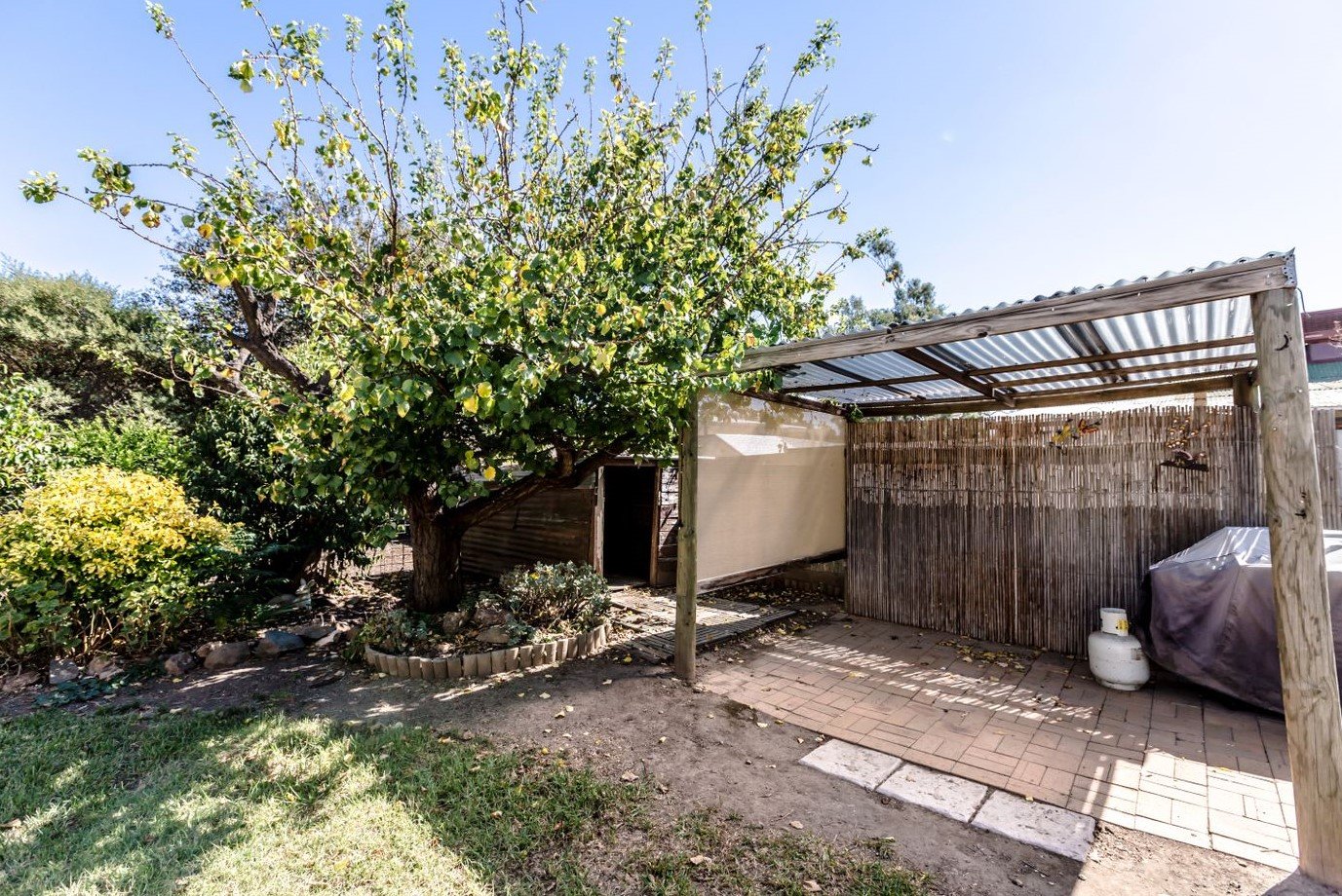 6 Black Street CULCAIRN 9