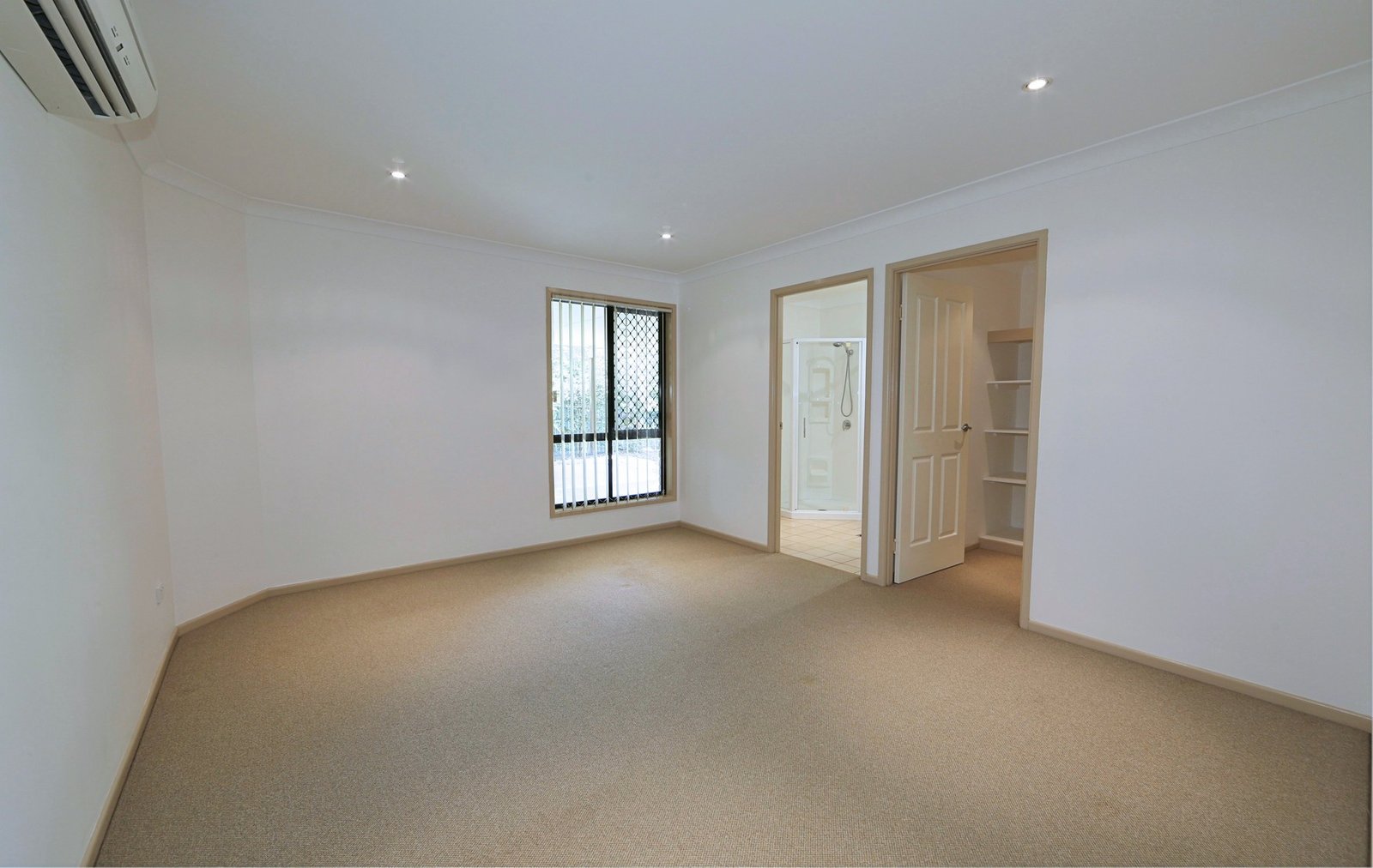 6 Blackall Court TORQUAY 11