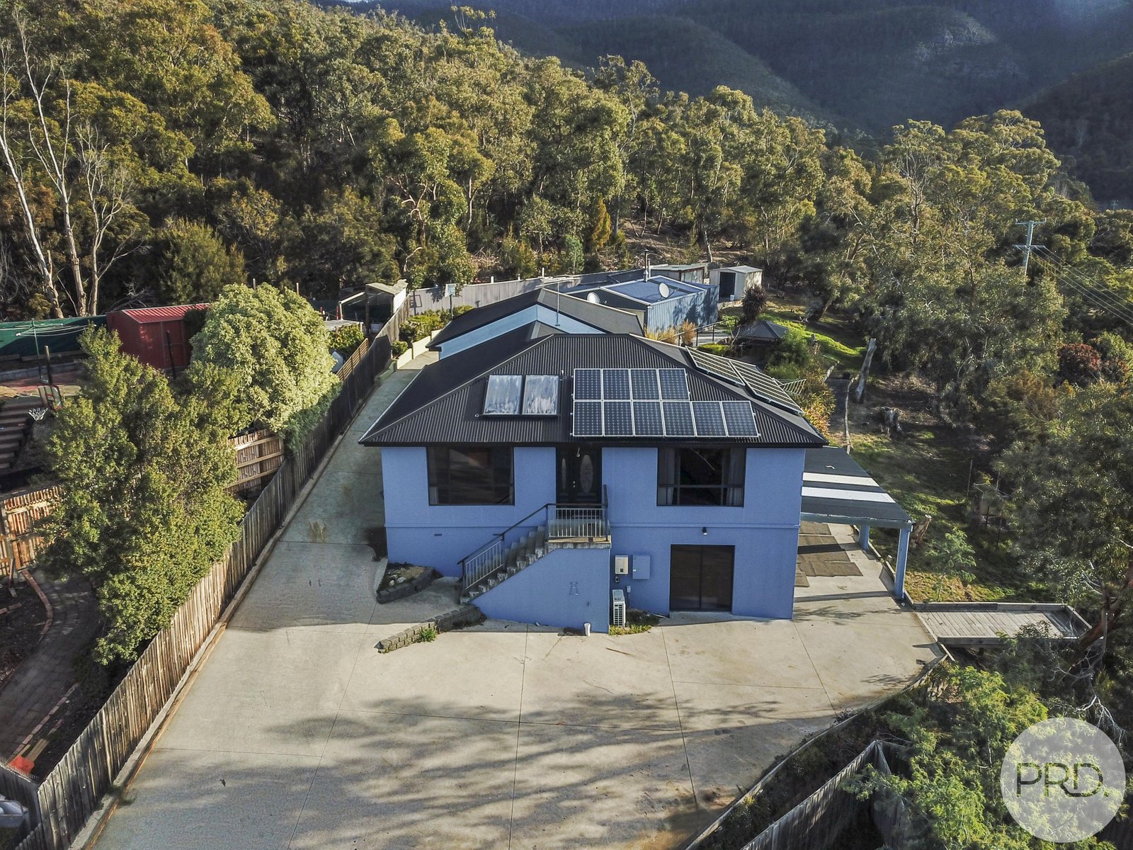 6 Blackwell Court CLAREMONT 1