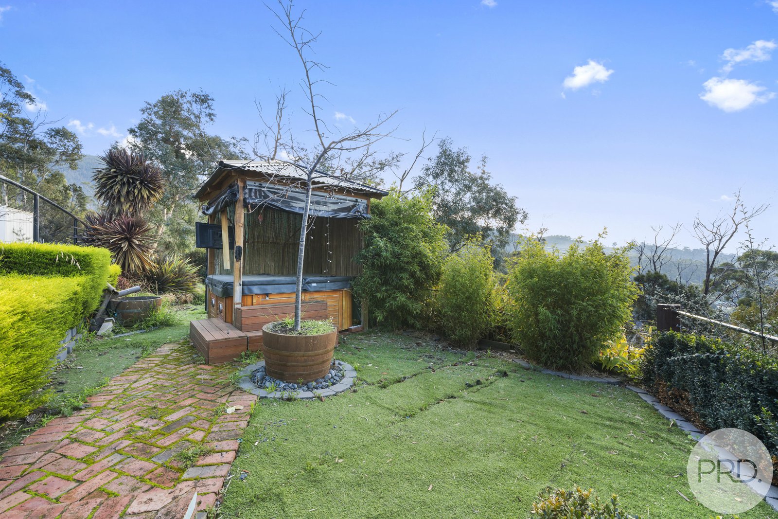 6 Blackwell Court CLAREMONT 8