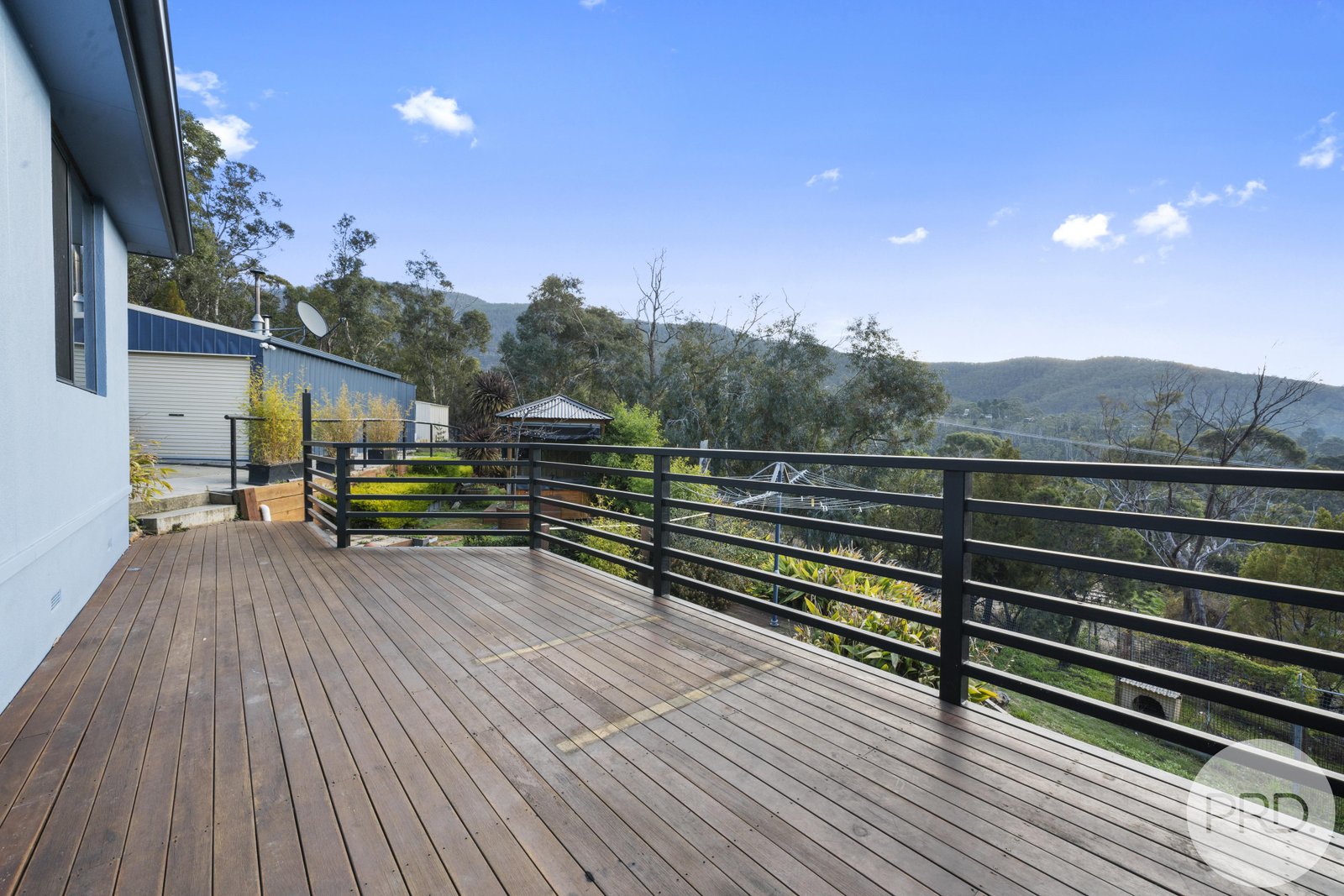 6 Blackwell Court CLAREMONT 19