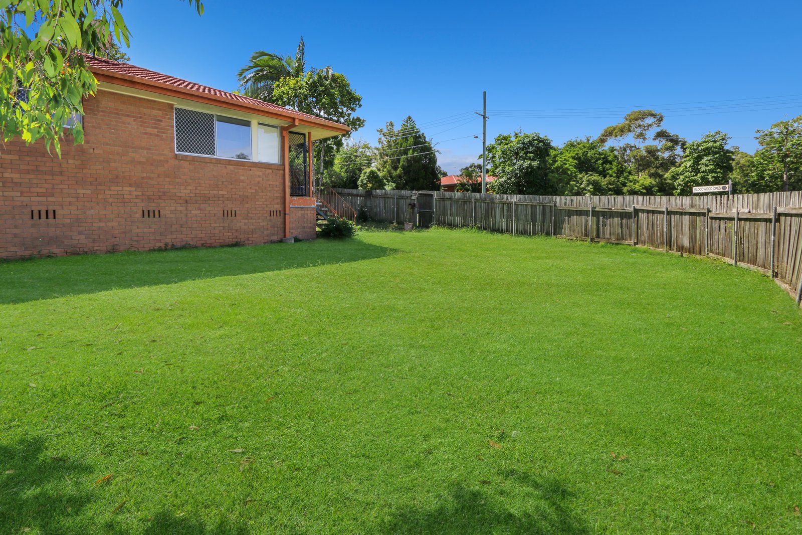 6 Bloodwood Crescent MOLENDINAR 2