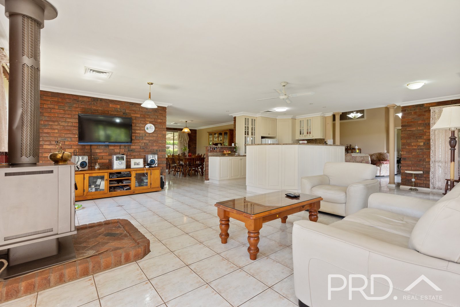 6 Blowering Road TUMUT 3