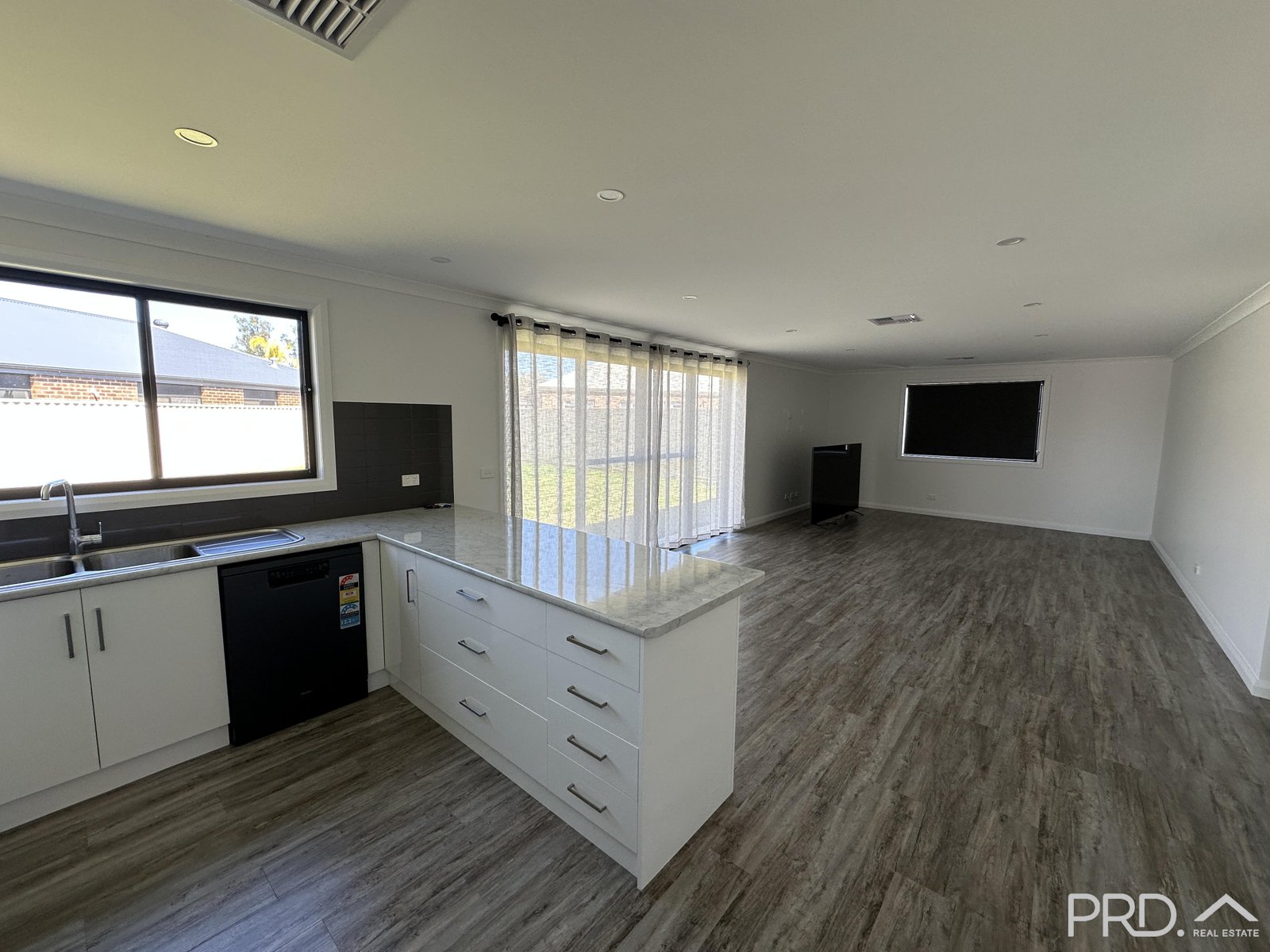 6 Bluebell Court MILDURA 8