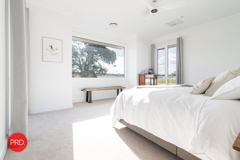 6 Bobbaduck Close MOUNT FAIRY 23