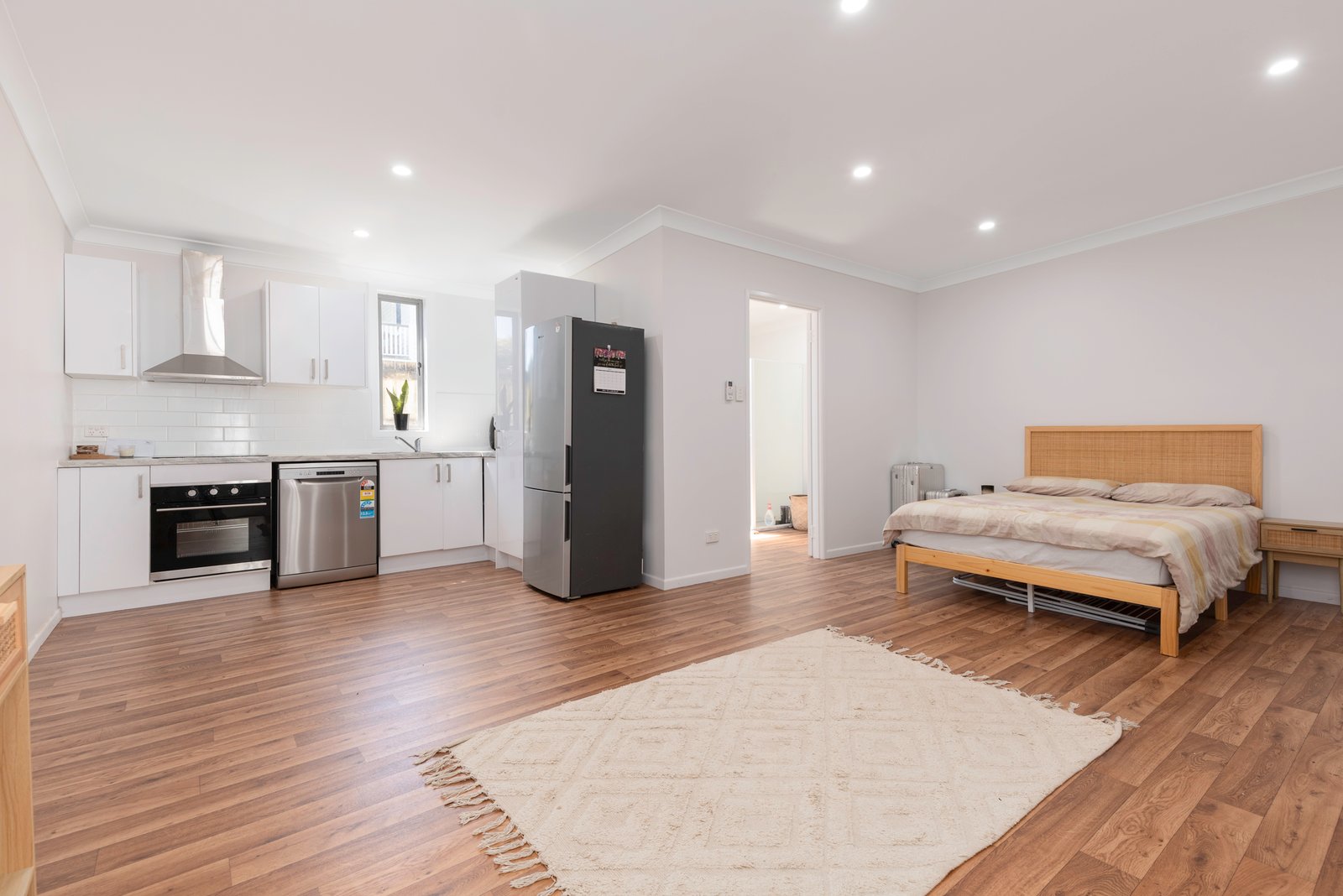 6 Boddington Street MACKAY 12