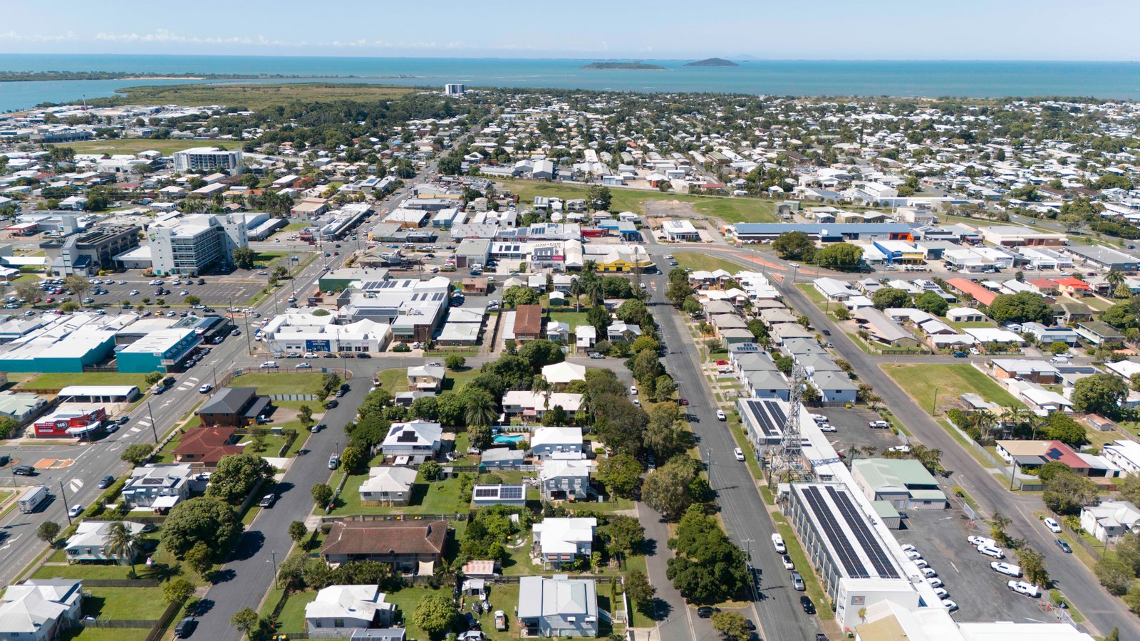 6 Boddington Street MACKAY 28